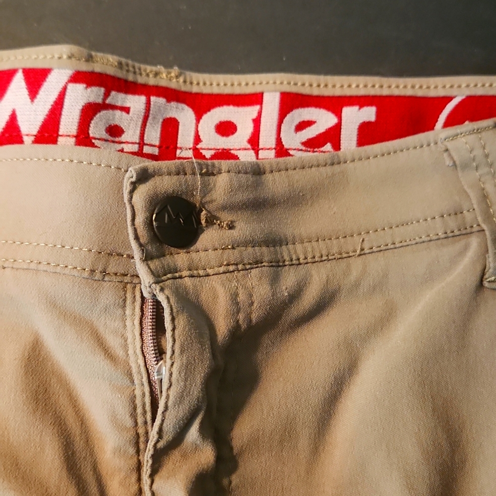 Men's Wrangler cargo pants
